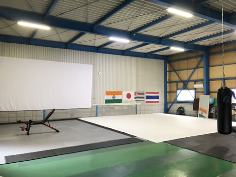 あなたの体力に合わせたオリジナルメニューで理想のボディを目指します。目標は人それぞれなので目標に合わせたメニューを体力を見ながらご提案します。